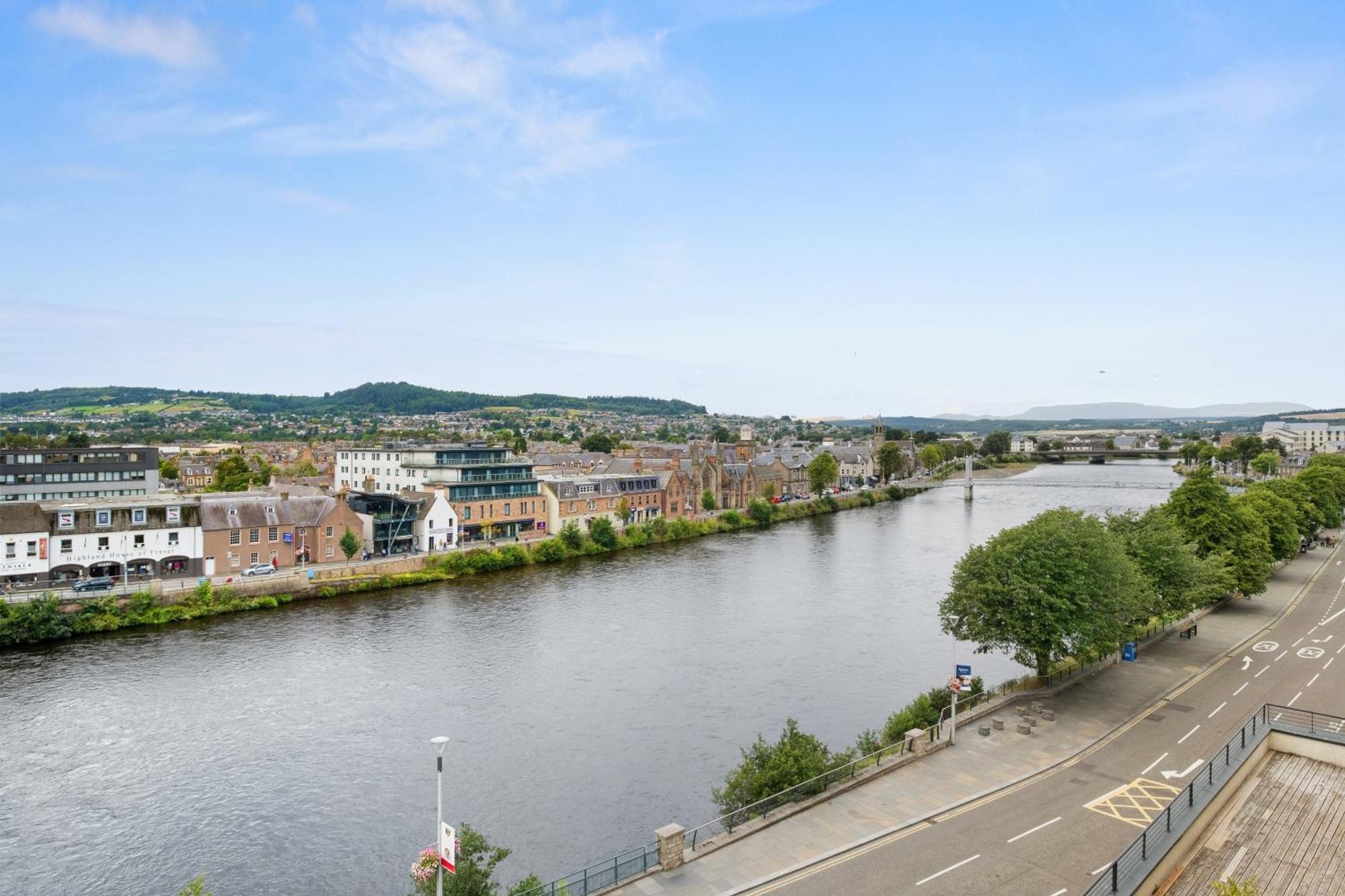 By The Bridge By Toppo Inverness Zewnętrze zdjęcie
